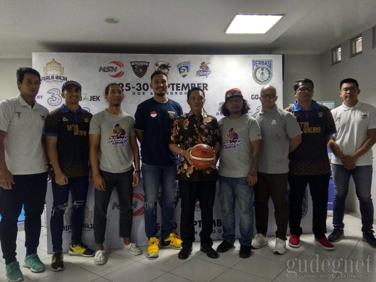 Dukung Klub Kesayanganmu di Turnamen Bola Basket Piala Raja 2018