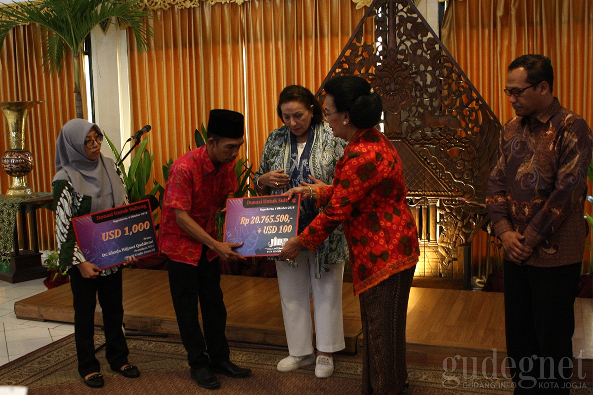 GKR Hemas Berikan Donasi Kemanusiaan Bagi  Sulawesi Tengah