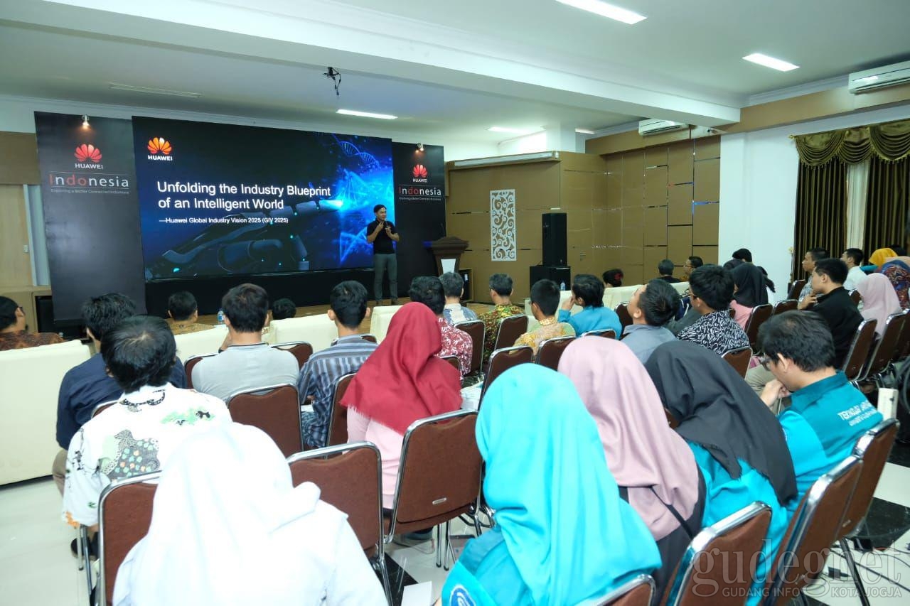 Smartgen, Pembinaan SDM yang Berkompeten di TIK 