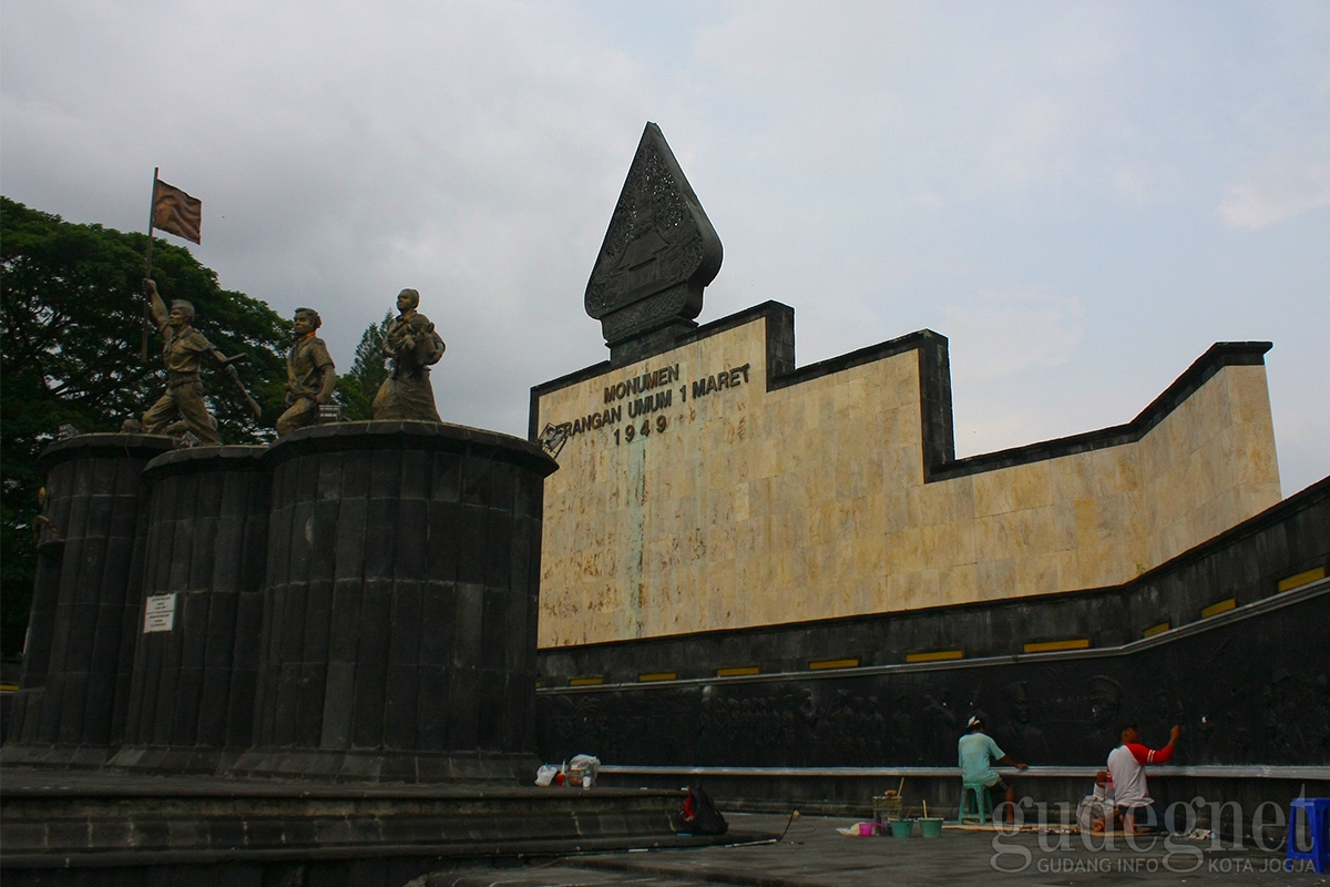 Relief Monumen Serangan Umum 1 Maret Alami Perawatan Rutin