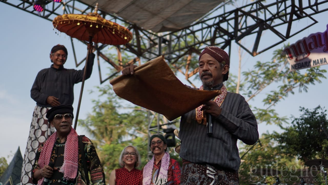 Dari Superman Hingga Den Baguse Ngarso Ramaikan Pembukaan Ngayogjazz 2018