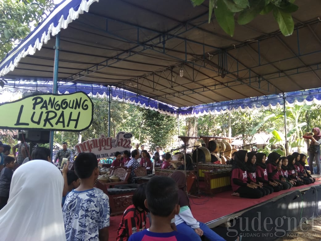 Panggung Lurah Tampilkan Kesenian Tradisional di Ngayogjazz 2018