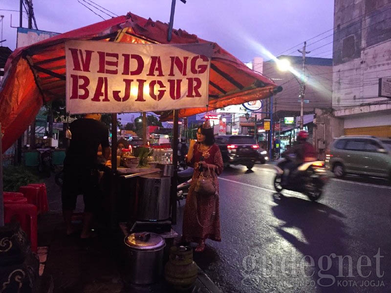 Wedang Bajigur Batas Kota, Wedangan di antara Sleman dan Jogja