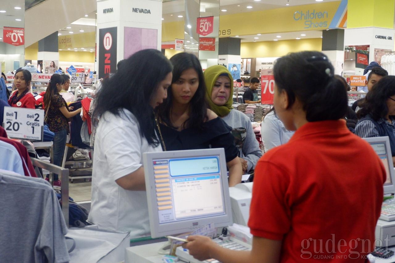 Shopping Surprise Kejutkan Pengunjung JCM