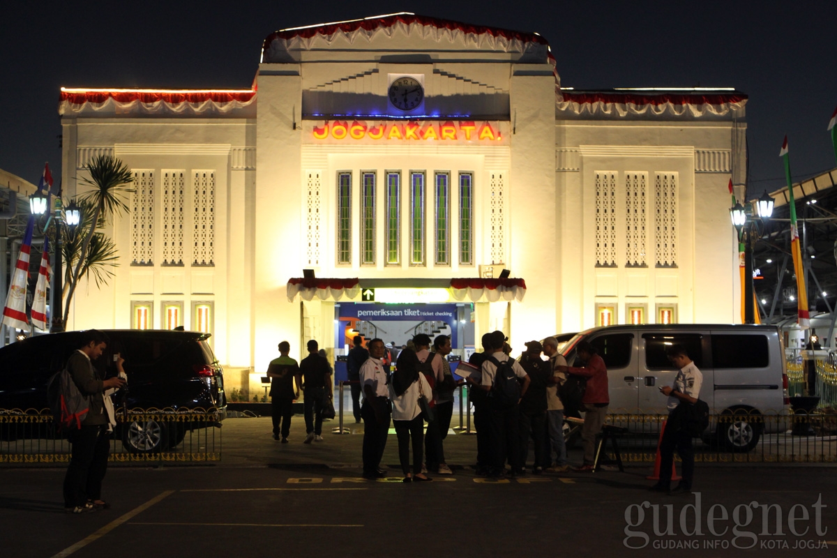 Atasi Lonjakan Penumpang Pramex, KRL Jogja-Solo  Diharapkan Segera Terwujud