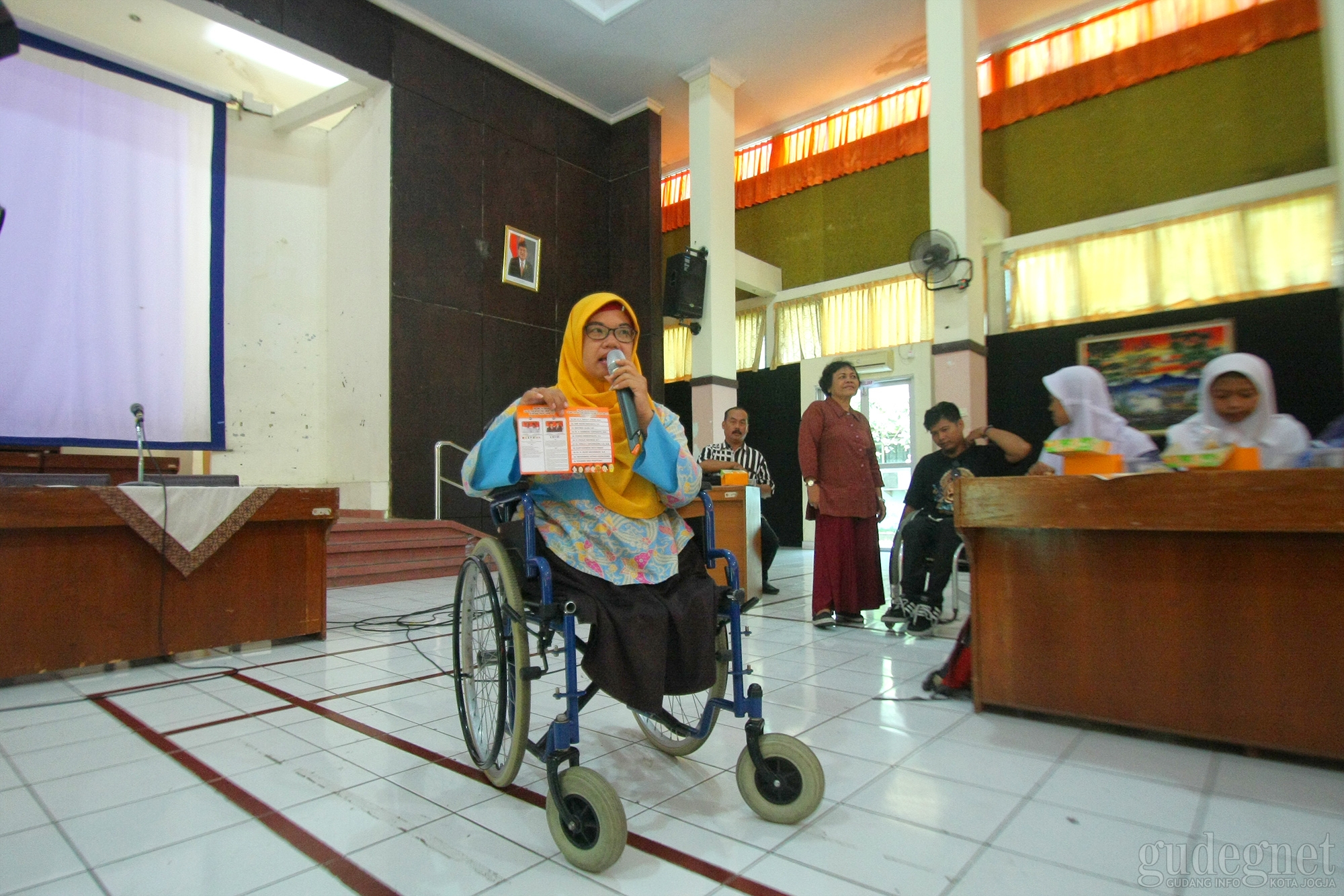 KPU Kota Yogyakarta Sosialisasikan Tahapan Pemilu pada Siswa Disabilitas di SLBN Pembina Giwangan