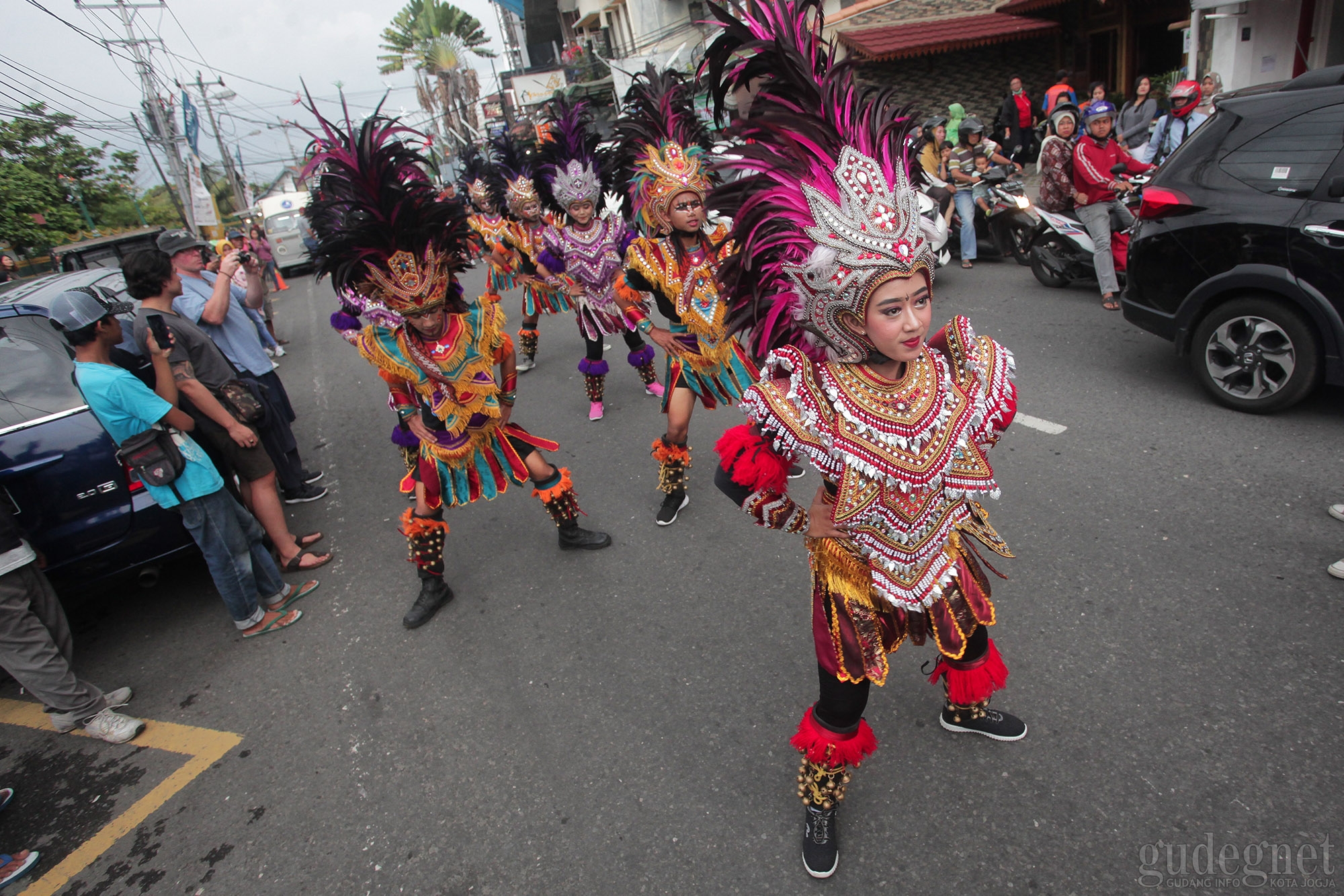 Ratusan Warga Banjiri Sarkem Fest 2019