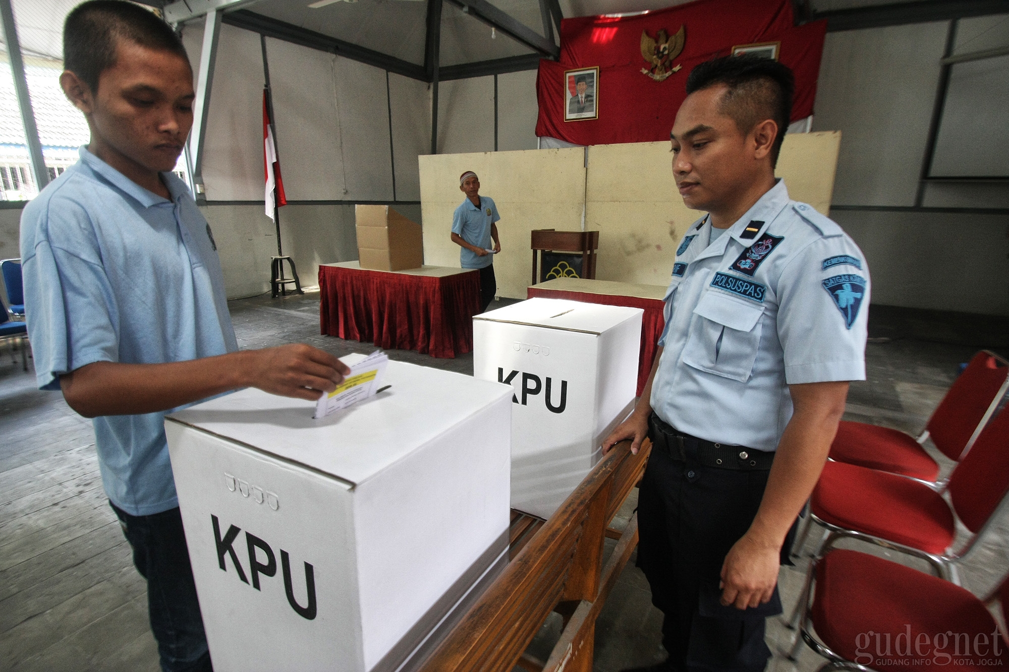 Lapas II A Wirogunan Gelar Simulasi Pencoblosan Pemilu