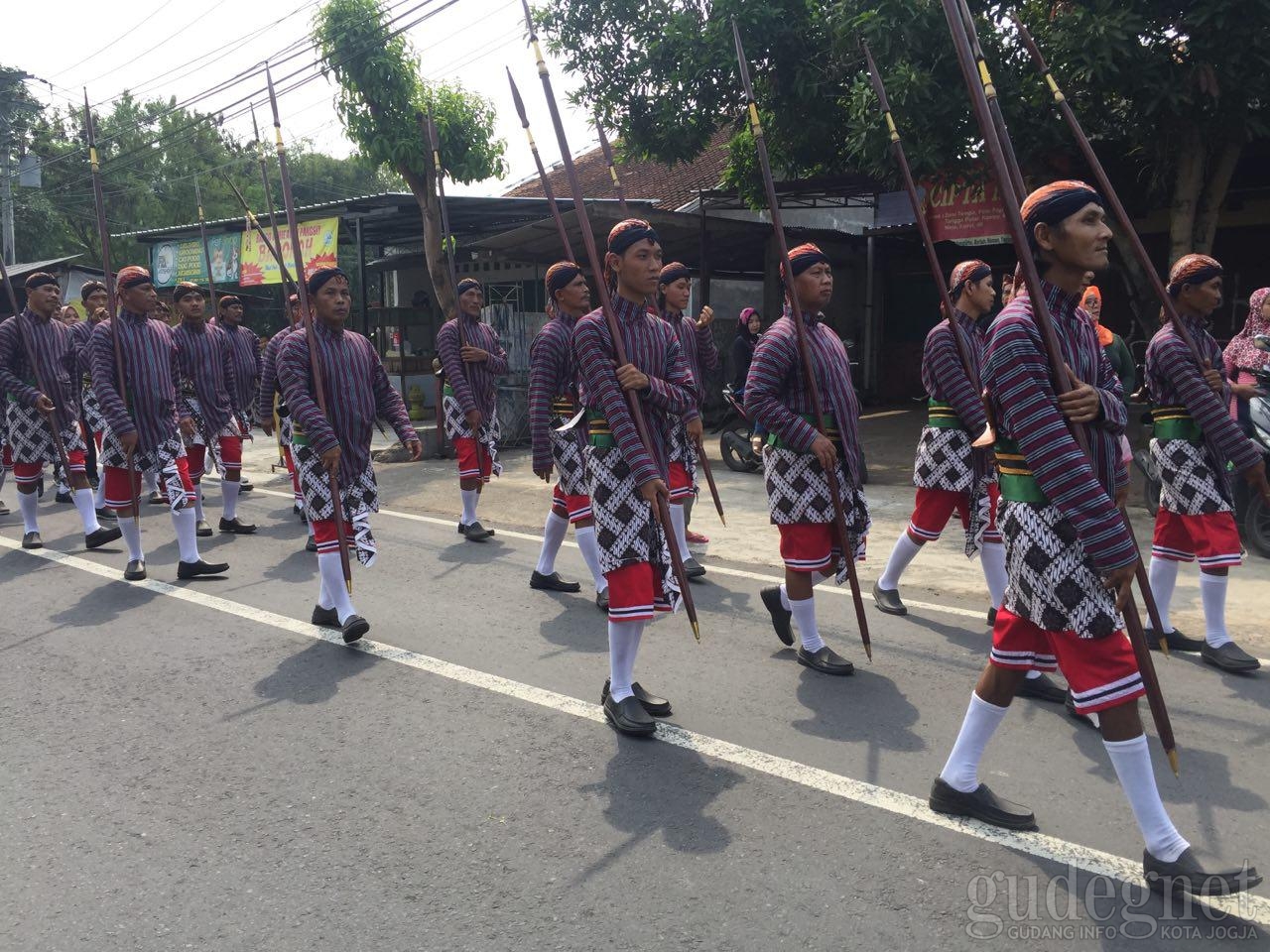 Sambut Ramadan, Warga Sendangtirto Gelar Sadranan Agung Masjid Sulthoni Wotgaleh