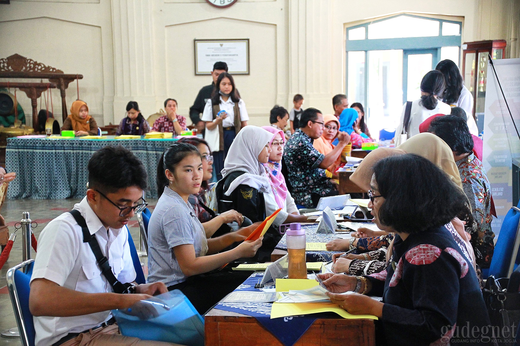 PPTB 2019, SMA 3 Yogyakarta Diserbu Orangtua Murid