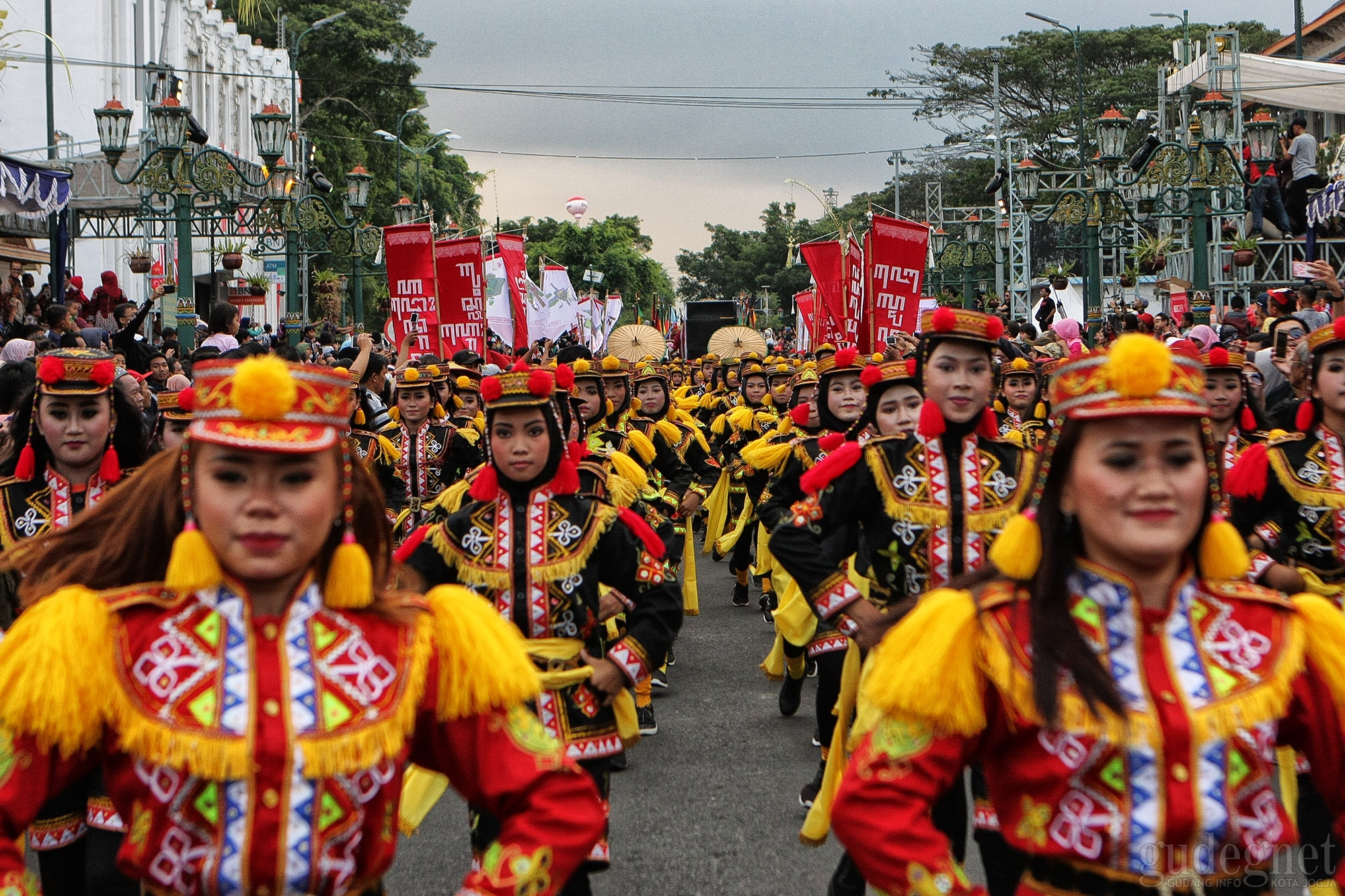 33 Kontingen Budaya Meriahkan Pawai Pembukaan FKY 2019