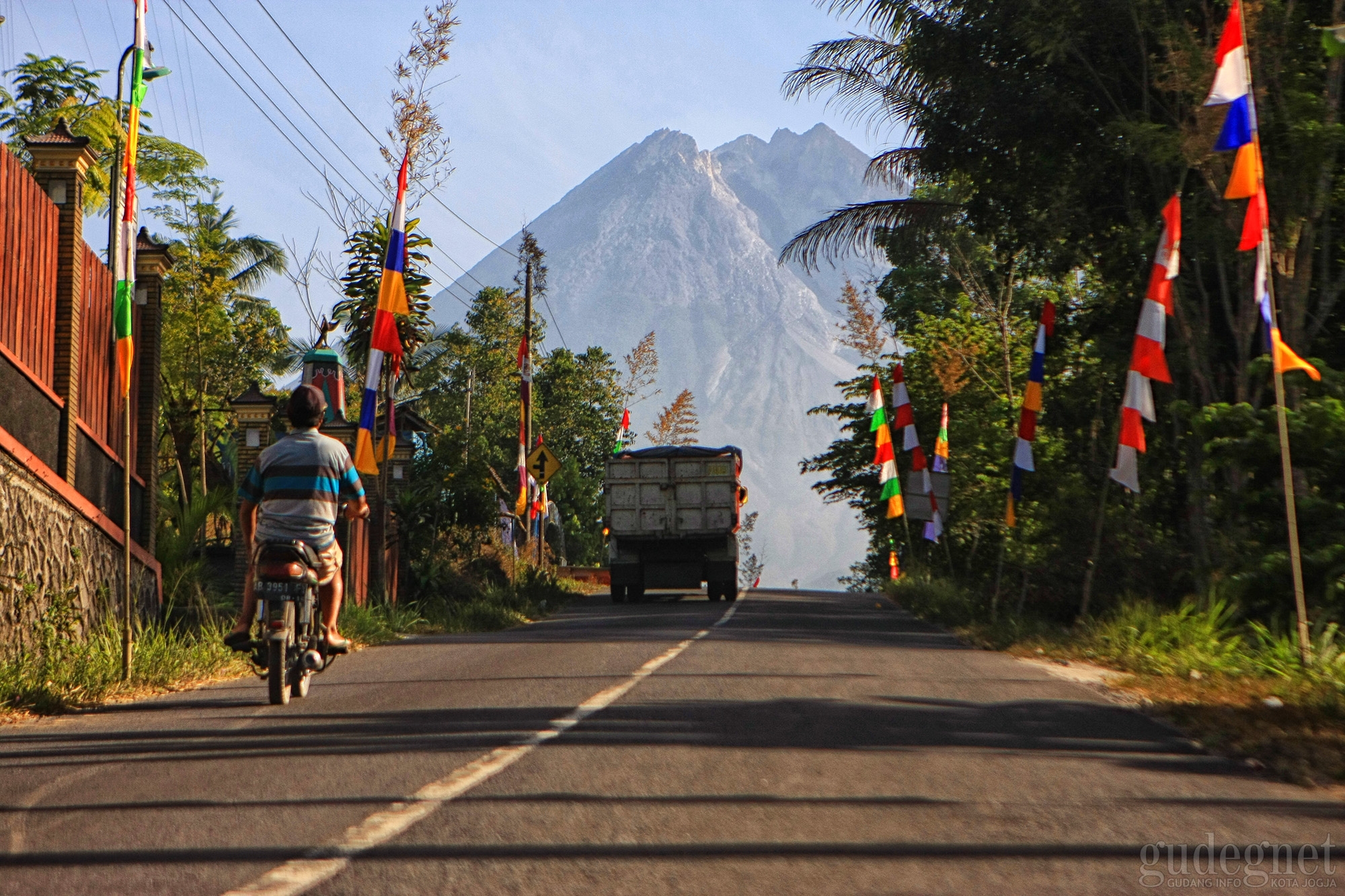 HUT RI ke-74: EWS Sekitar Merapi akan Dibunyikan, Warga Tidak Perlu Panik