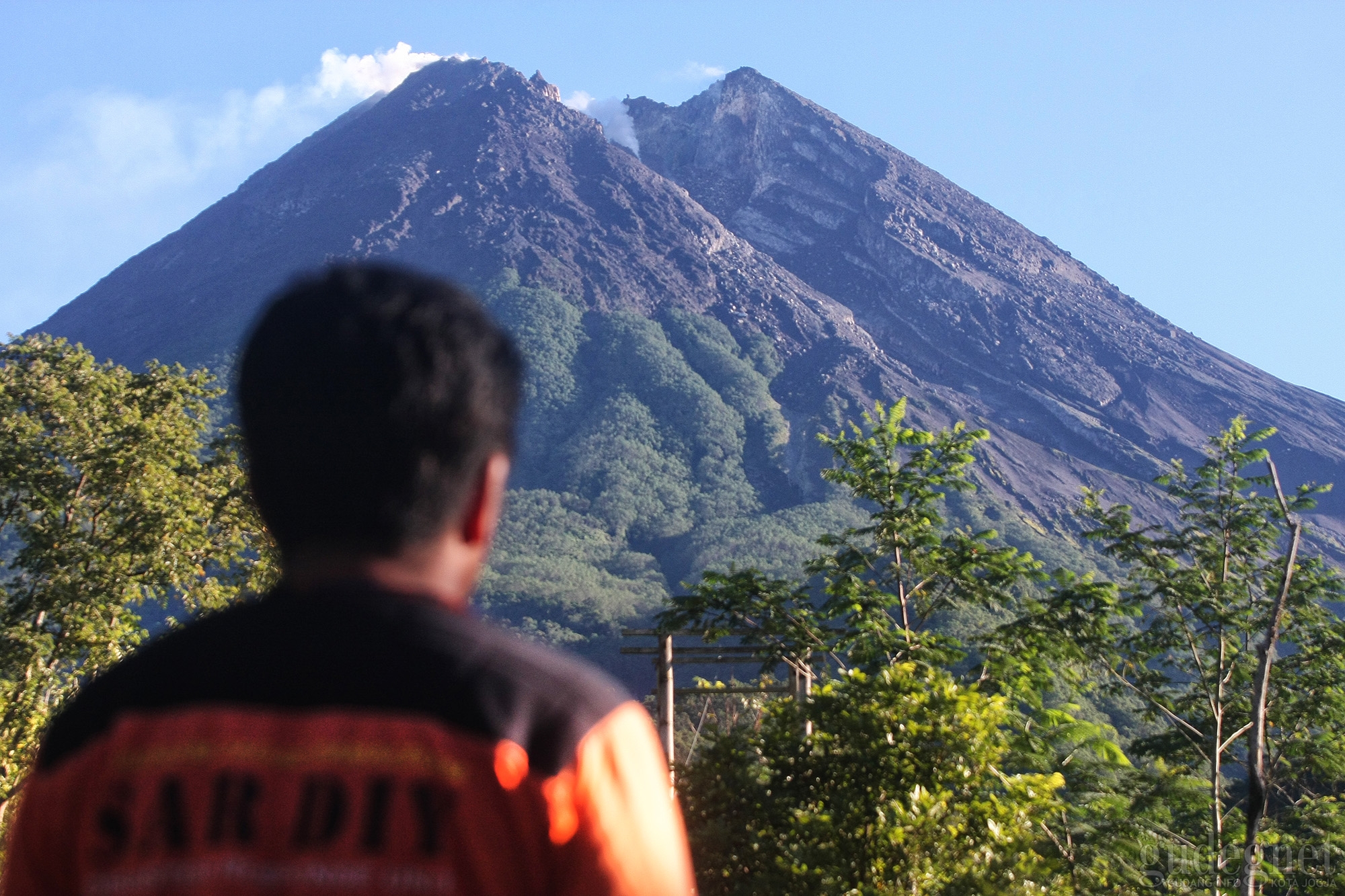 Perkembangan Merapi: Pagi Ini Luncurkan Awan Panas Guguran 1 Km