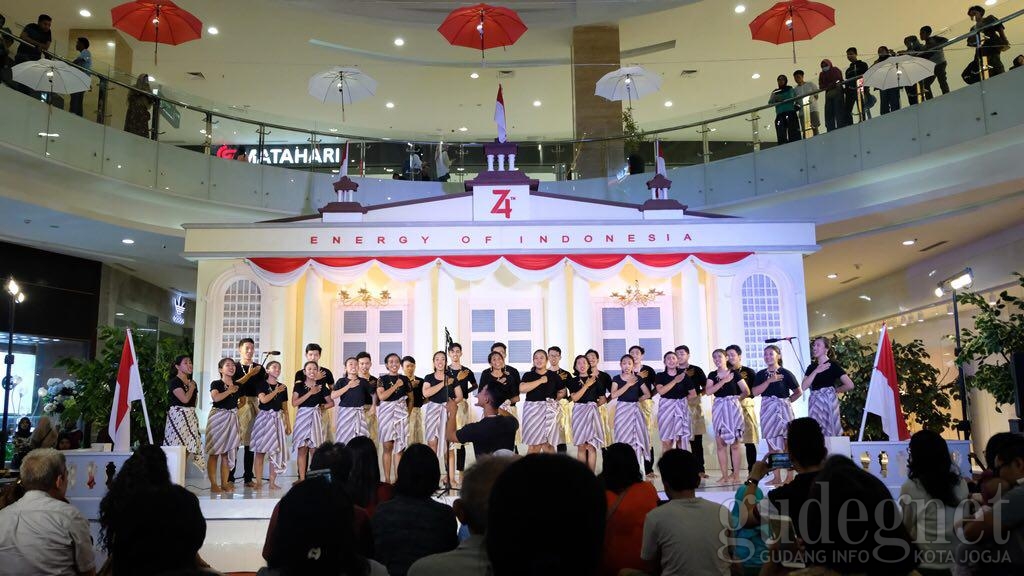 Pemanasan Ikuti Kompetisi Internasional, UAJY Gelar Mini Concert