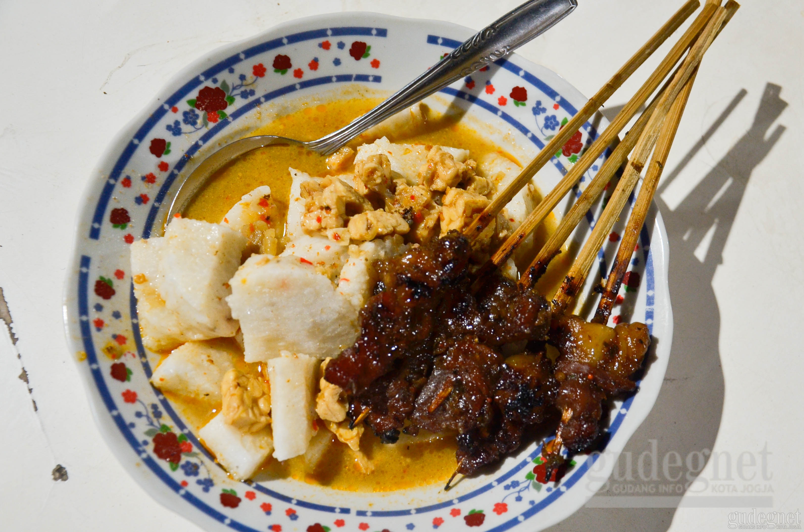 Sate Kere Mbah Mardi yang Laris dan Legendaris