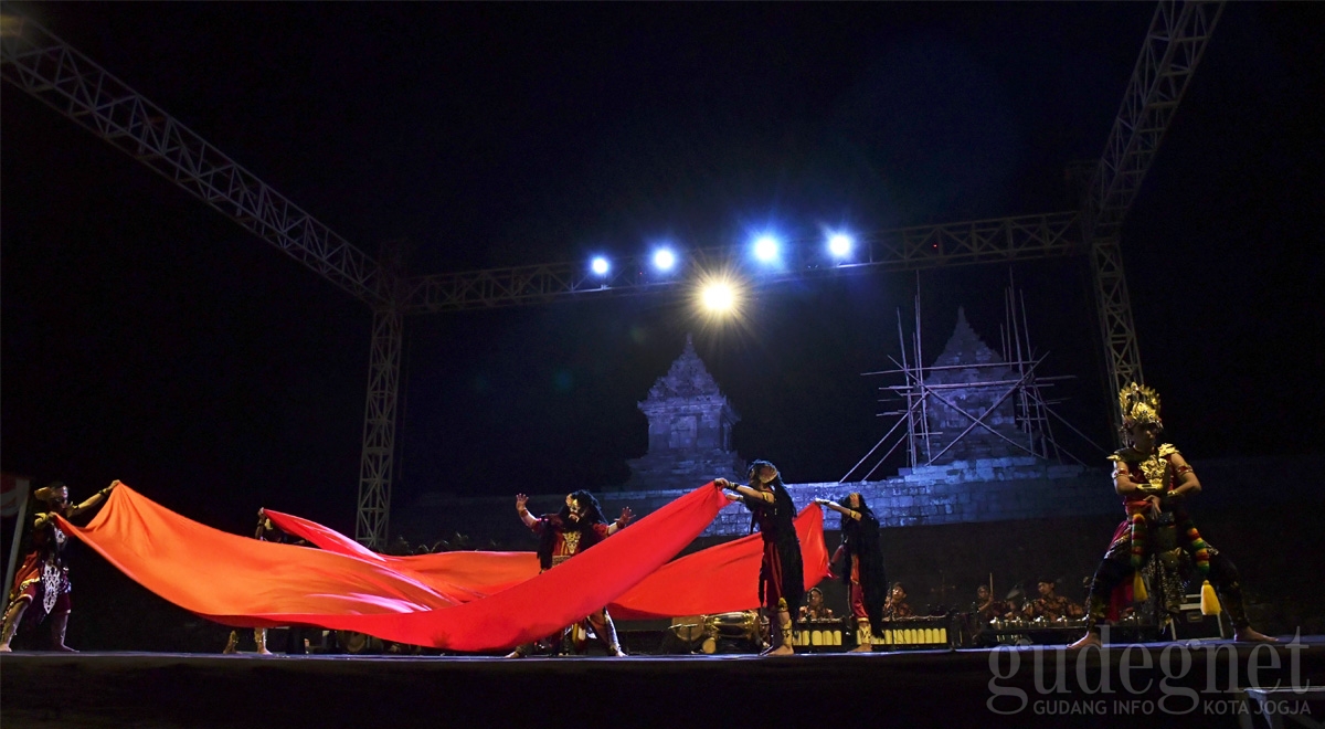 Kalamakara di Candi Barong Bikin Wabup Sleman Merinding