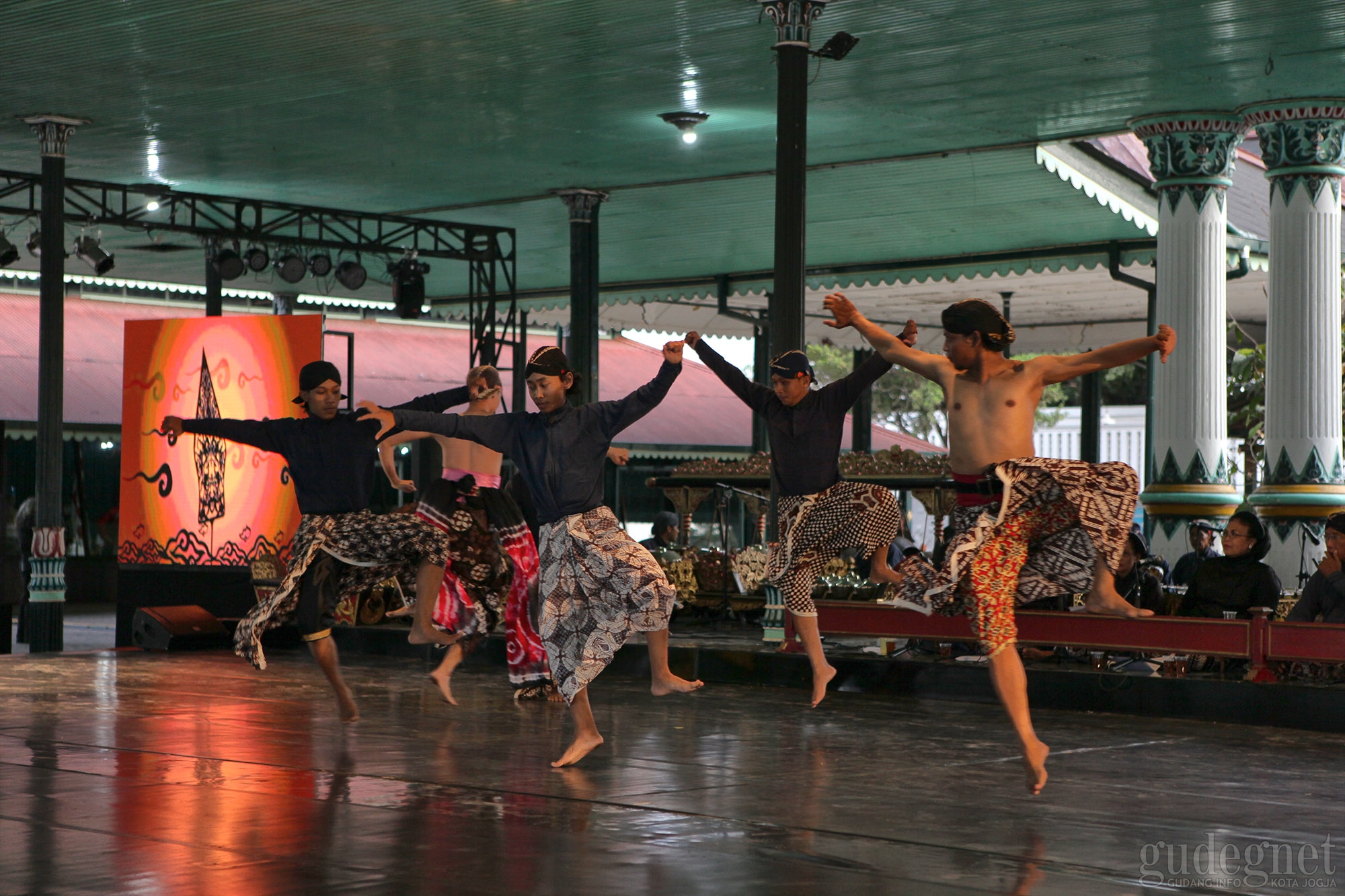 Tarian Klasik Beksan Guntur Segoro Siap Buka Pameran Sekaten 2019 