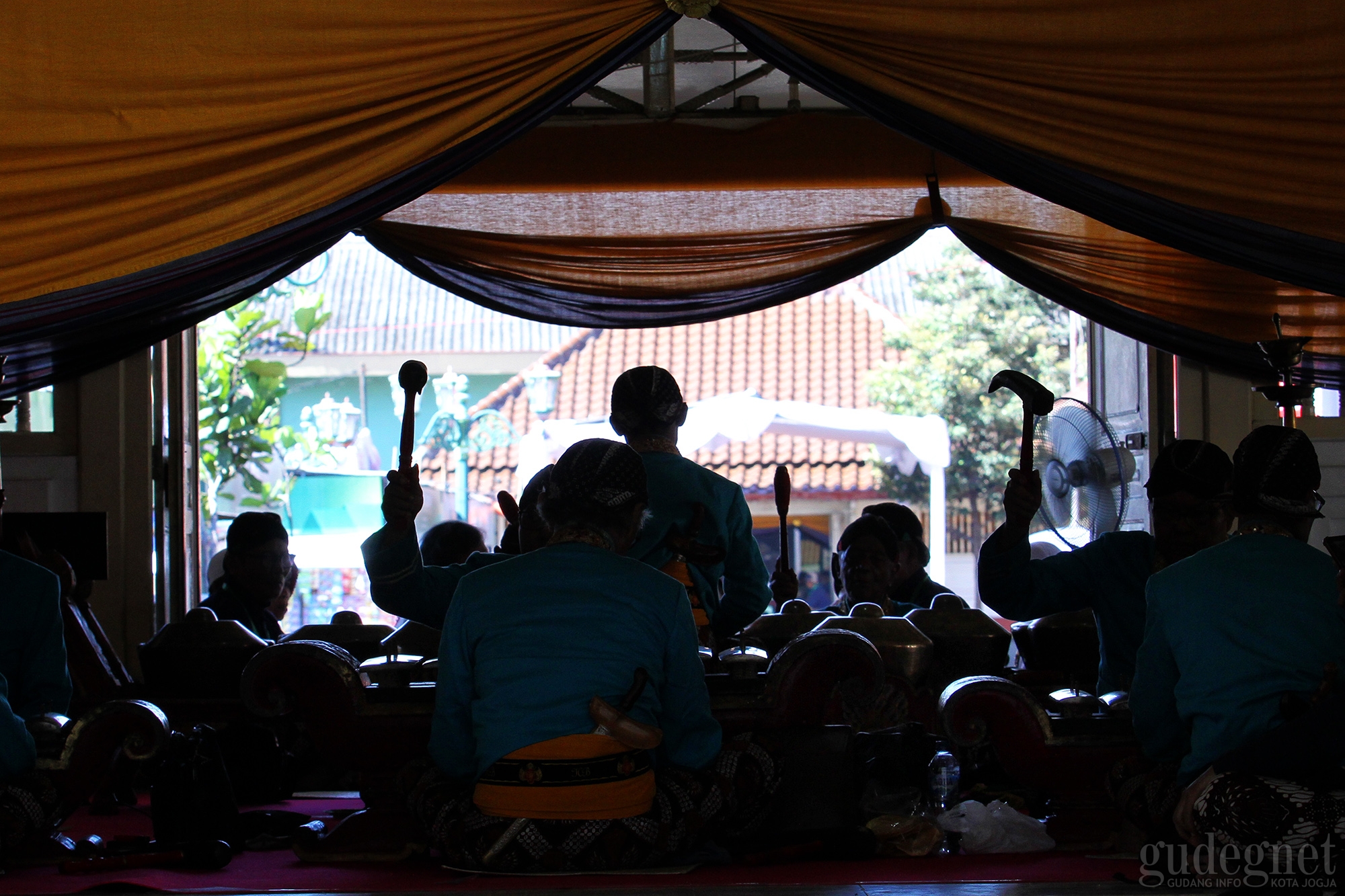 Ayem Tentrem Gending Gamelan Sekati Kraton Yogyakarta