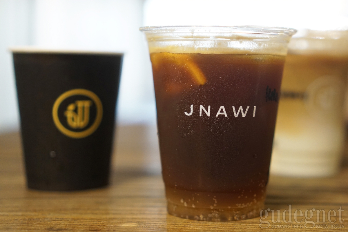 Jnawi Breeze, Lawan Sumuk dengan Kopi Unik Jnawi Coffee
