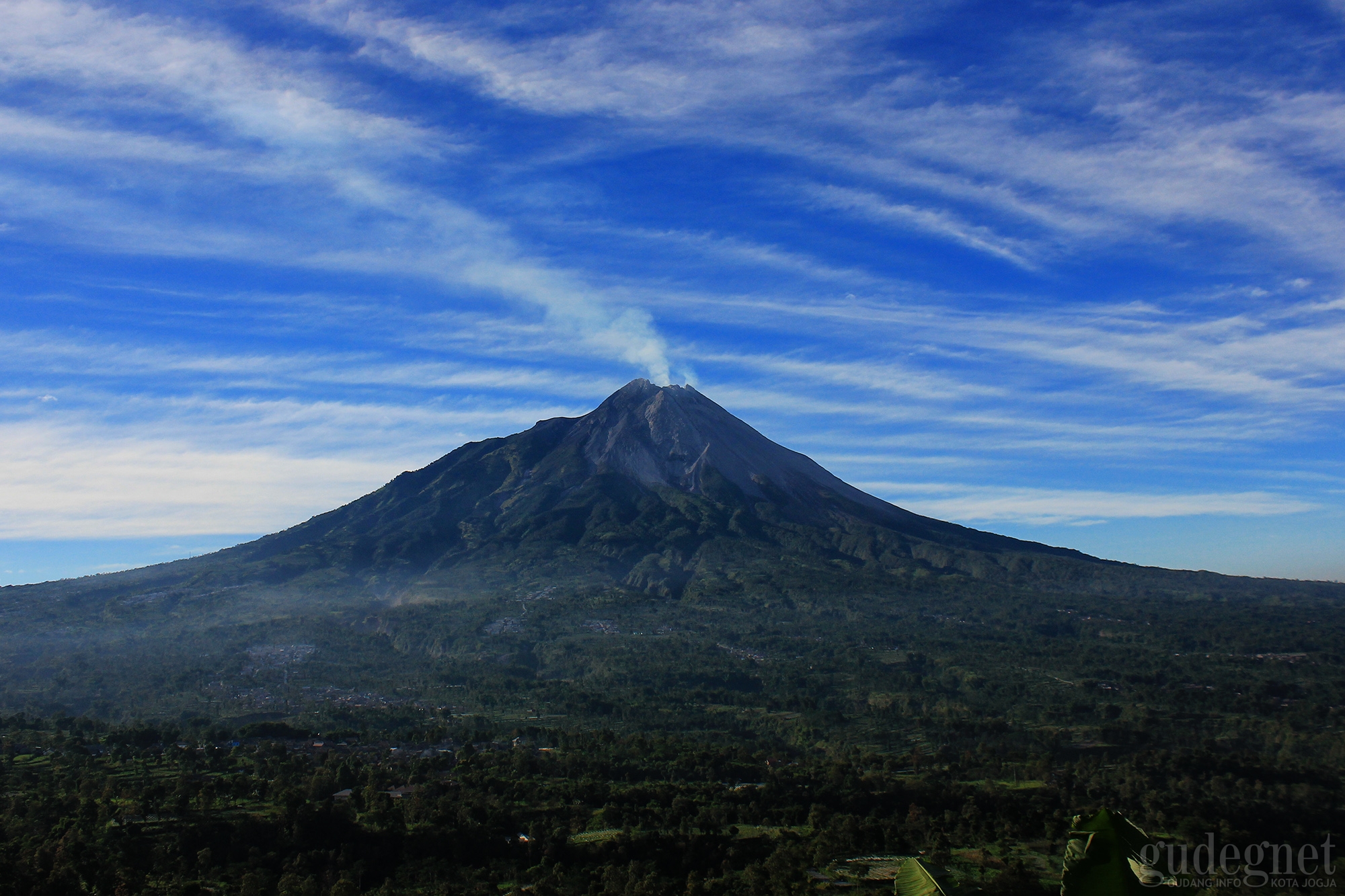 Setelah Erupsi Minggu Lalu, Kini Merapi Cenderung Tenang