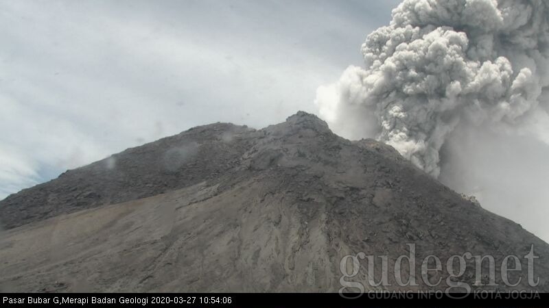 Merapi Kembali Erupsi, Tinggi Kolom 5Km