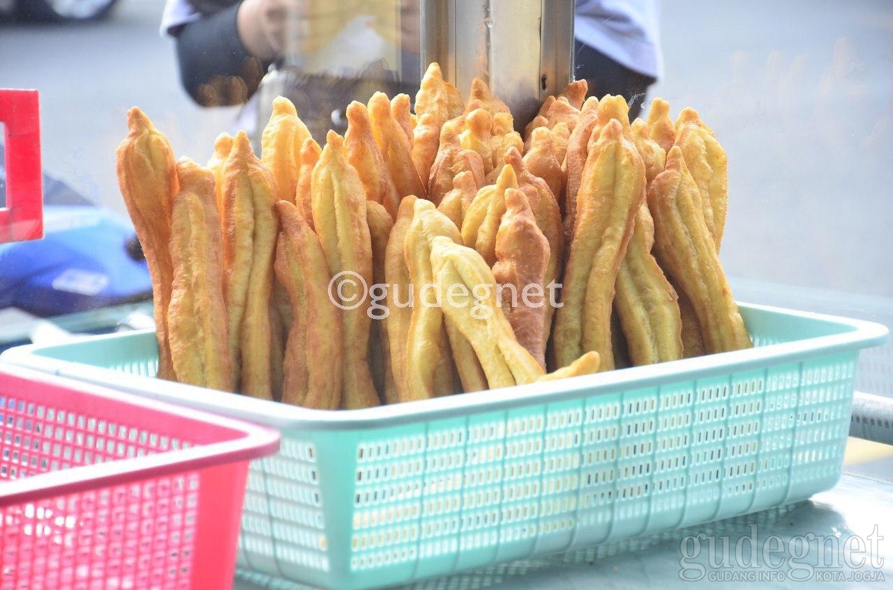 Cakwe Jumbo, Lezat dan Mantap Disantap