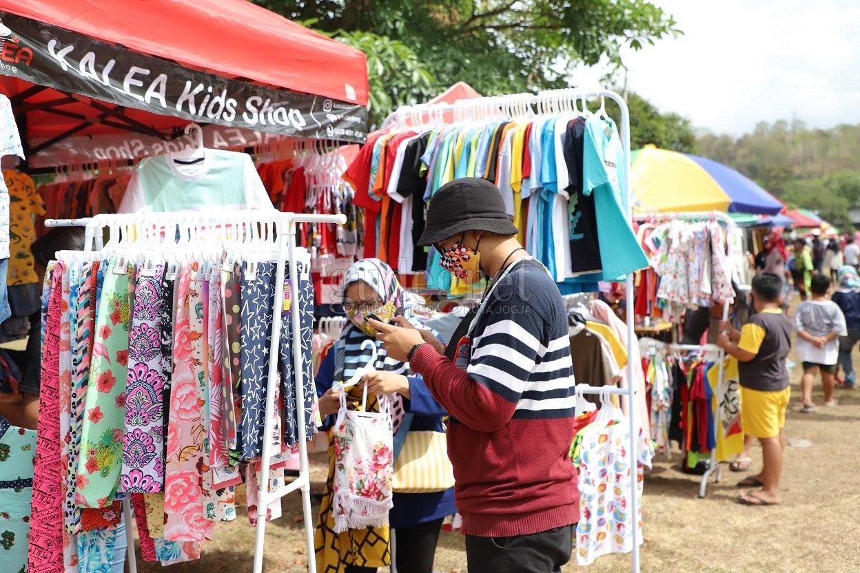 Candi Banyunibo Sekarang Punya Bazar Sunday Morning