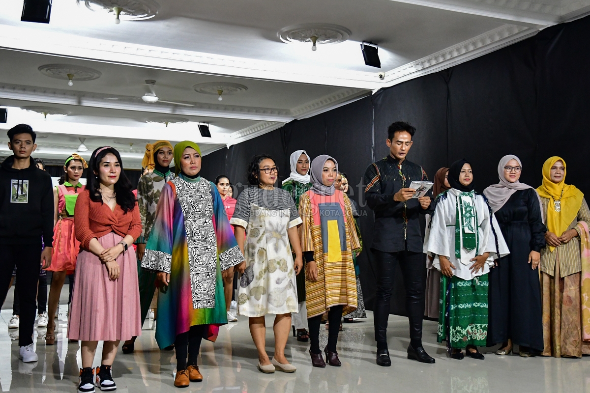 AVMS Fashion Movement #6 Ajak Perancang Lokal Untuk Bangkit Bersama