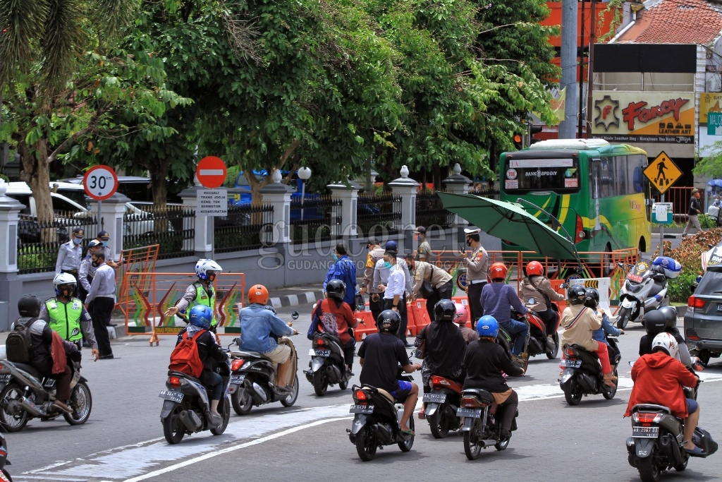 Hari Pertama Uji Coba Pedestrianisasi Malioboro, Banyak Pengendara Bingung