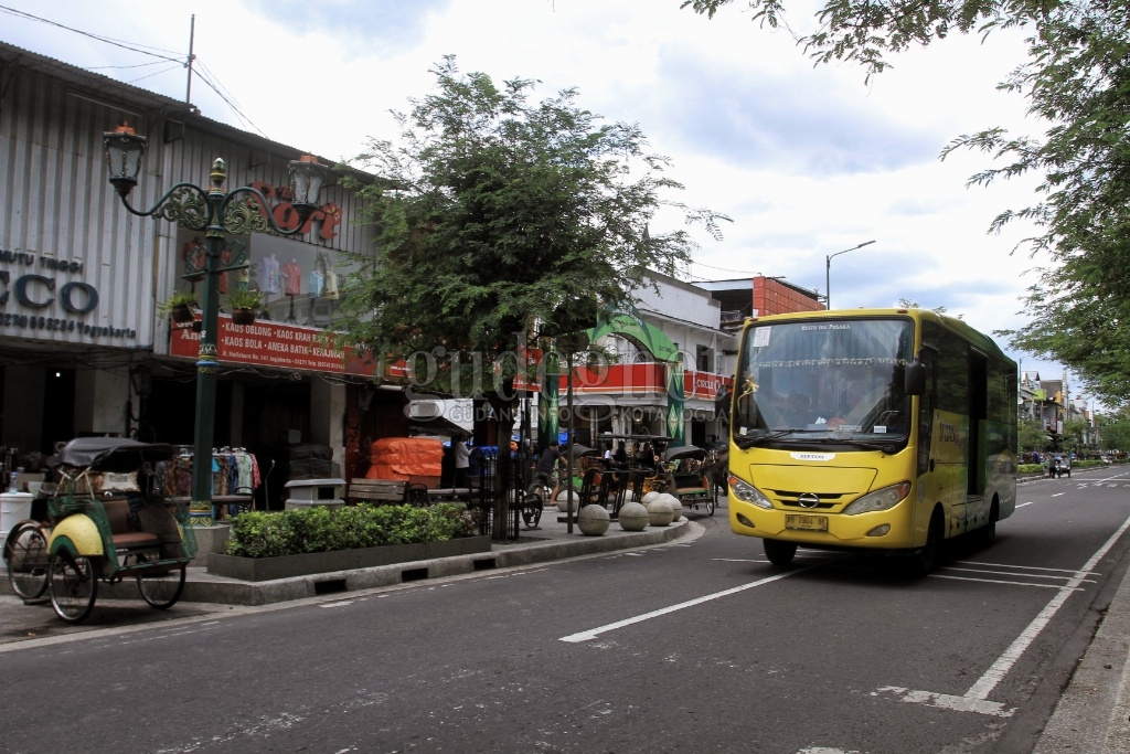  Uji Coba Pedestrianisasi Malioboro, PKL Turun Omset