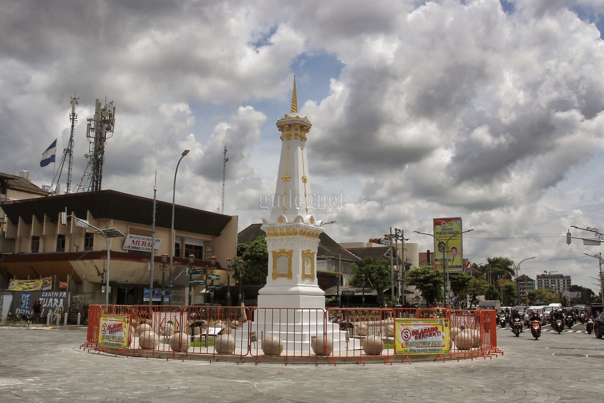 PTKM DIY Diperpanjang, Operasional Tempat Usaha Sampai Jam 20.00 