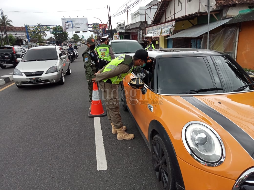 Tiga Orang Ditemukan Bersuhu Lebih dari 37.5 Derajat Celsius di Perbatasan DIY-Jateng