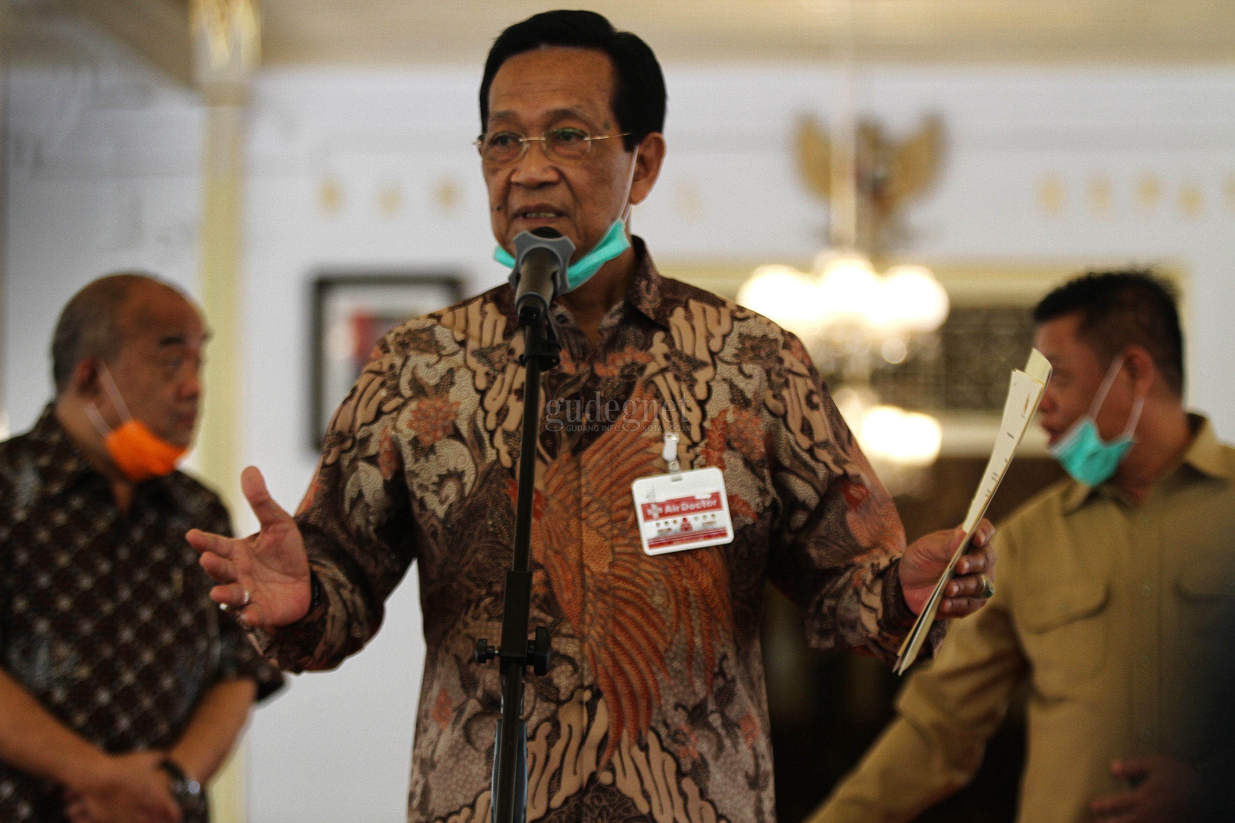 Sapa Aruh Sultan: 'Collabs or Collapse'