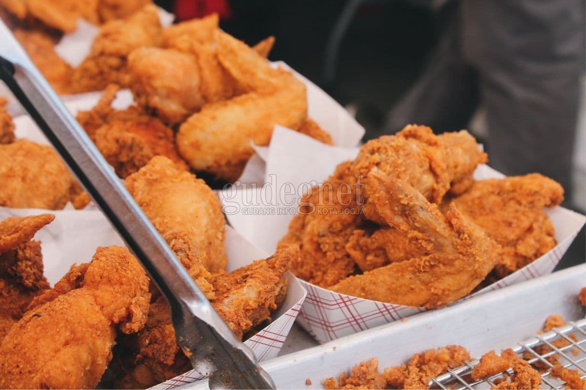 Ini Teknik Menggoreng Makanan Agar Renyah