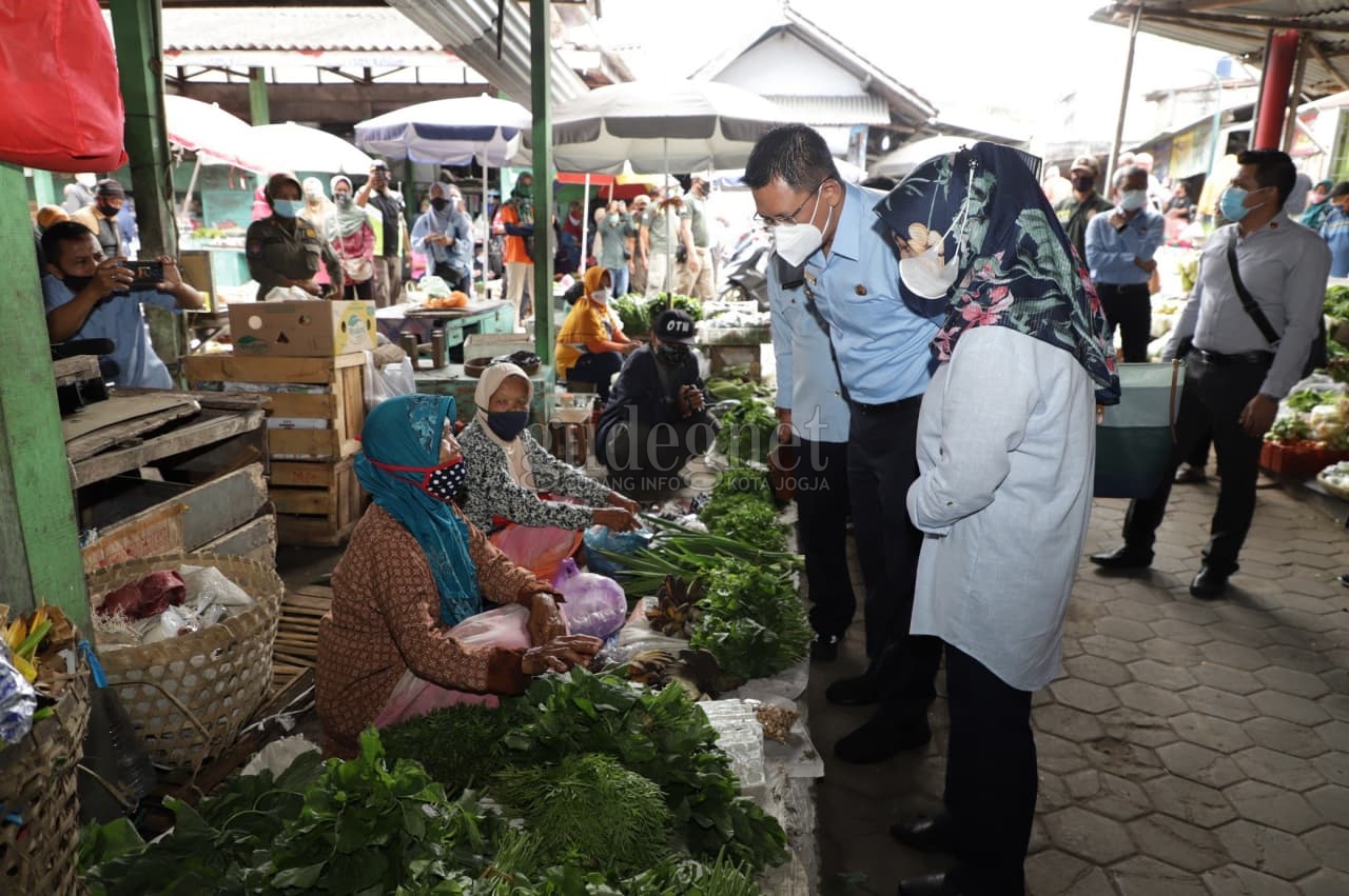 Wabup Sleman Tinjau Harga Pasar Jelang Ramadan, Harga Cabai Masih Pedas