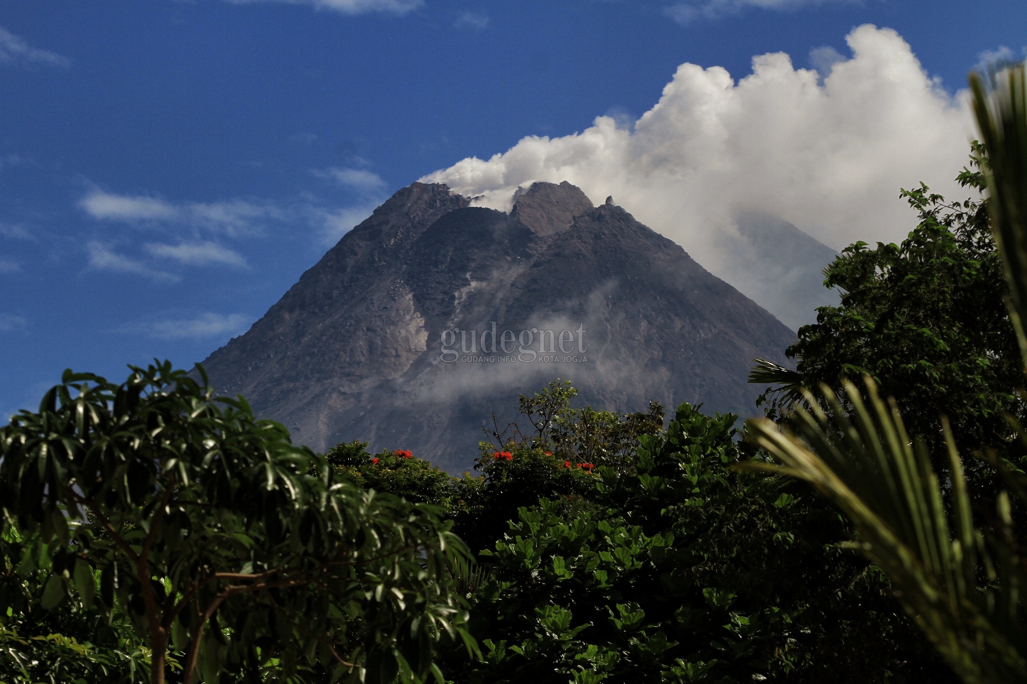 Perkembangan Merapi: Aktivitas Kegempaan Lebih Rendah Dari Pekan Lalu