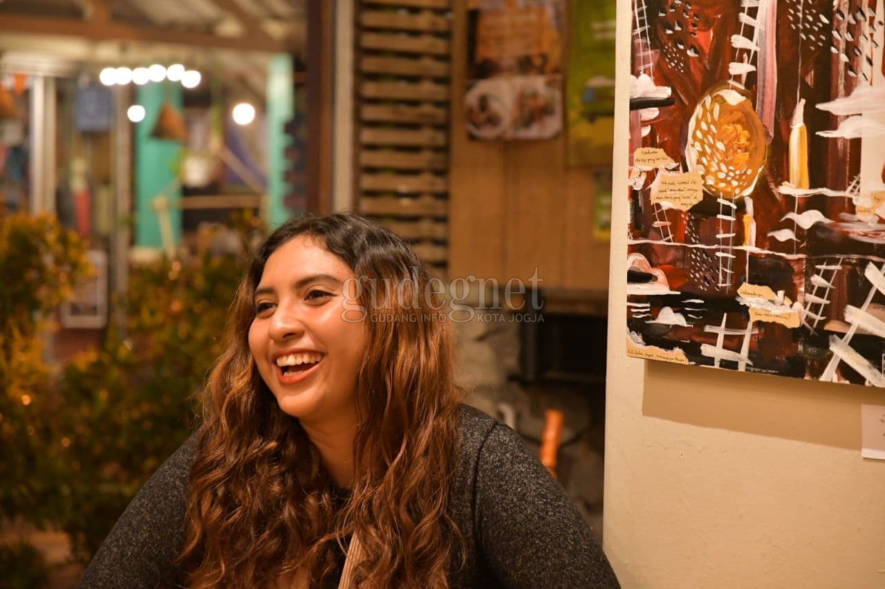 ''On a Sail Boat Beneath the Sky'': Cara Gabriela Fernandez Edukasikan Kesehatan Mental Lewat Musik