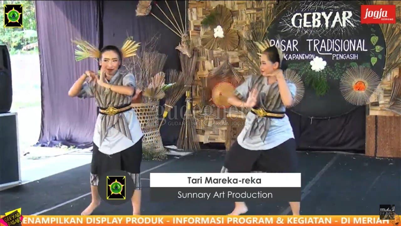 Gebyar Pasar Tradisional Kulonprogo Tampilkan Tari dan Display Produk 