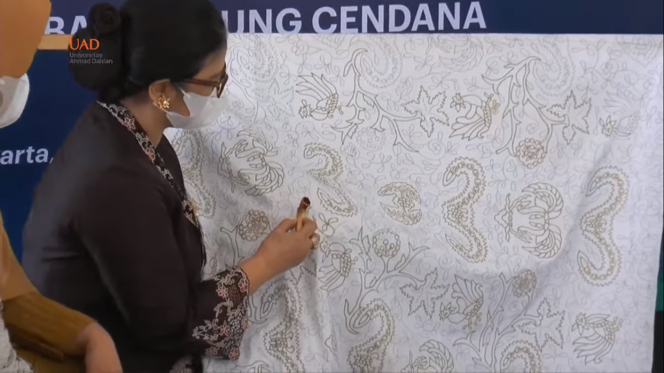 UAD Gelar Pelatihan Membatik, Angkat Batik Tulis Yogyakarta