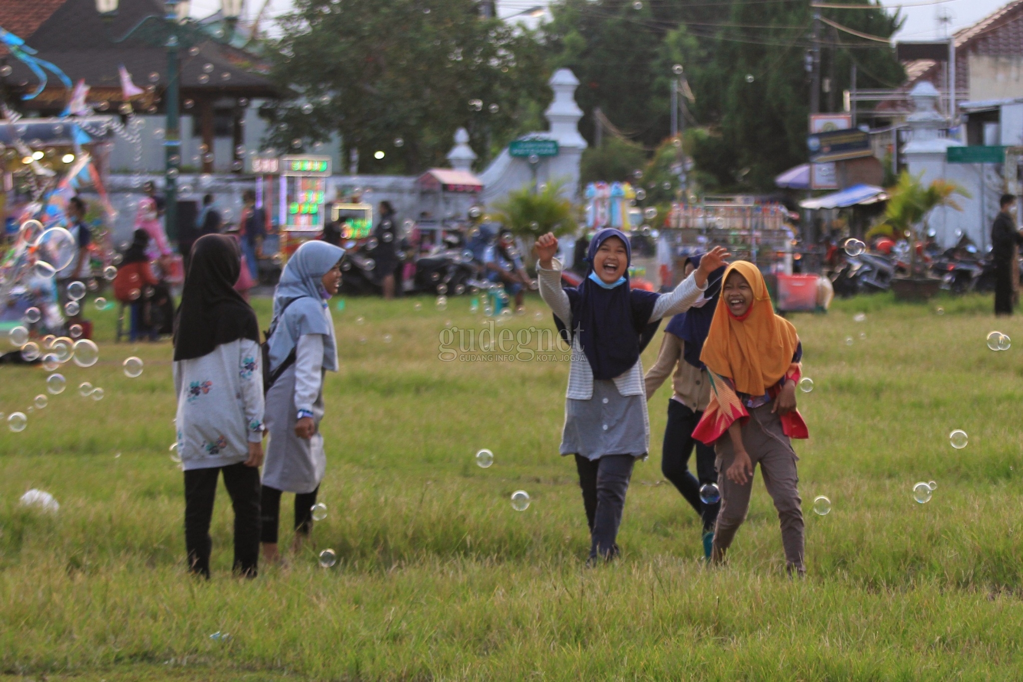 PPKM Mikro Diperpanjang, Kegiatan Masyarakat Akan Lebih Diperketat