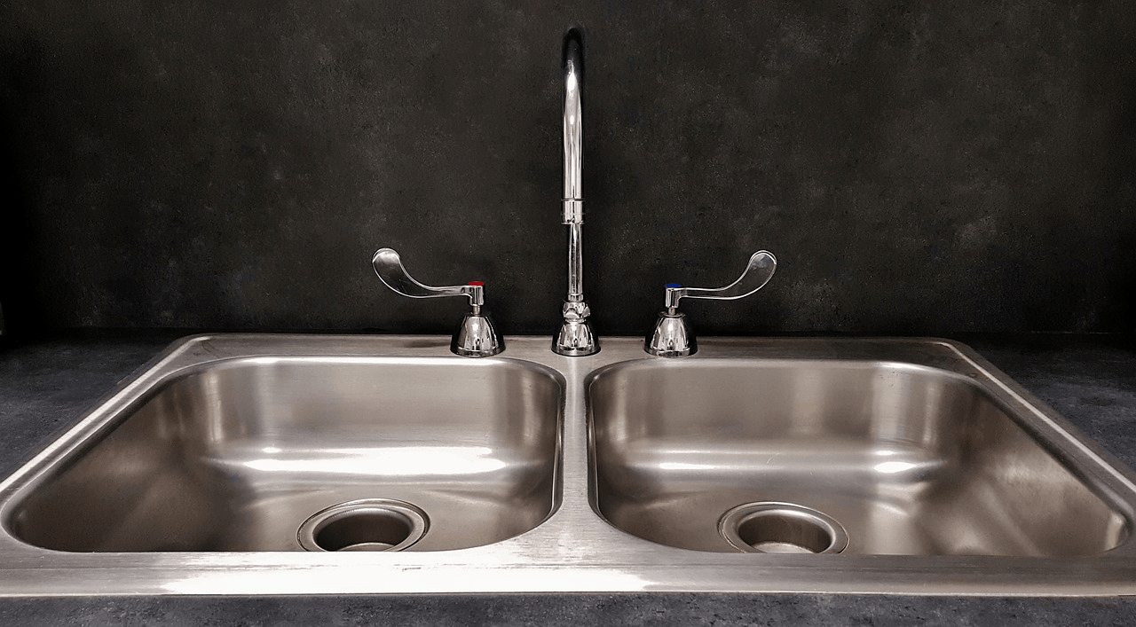 Tips Membersihkan Tempat Cuci Piring dari Stainless Steel
