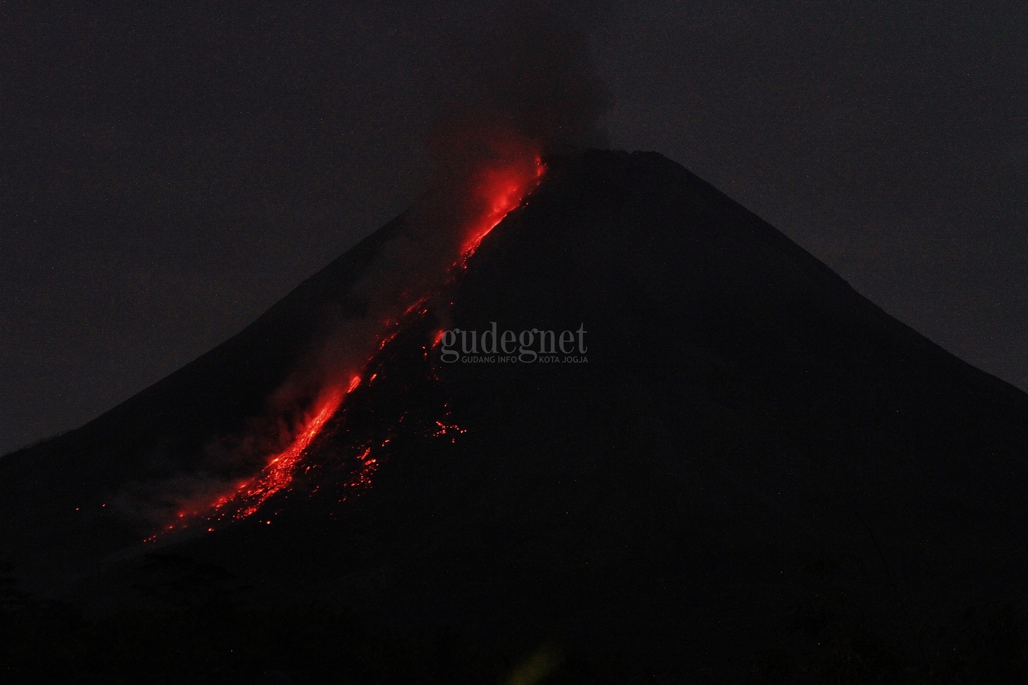 Merapi Masuk Fase Ekstrusi, Warga Diminta Waspada