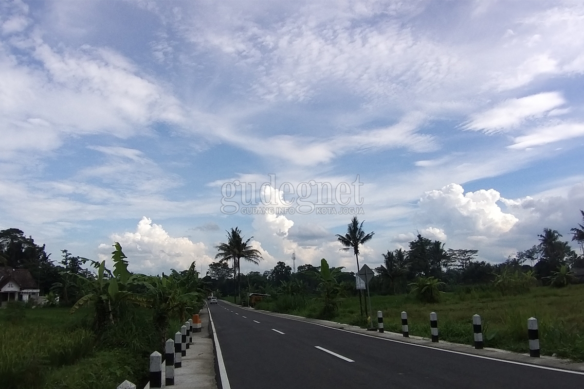 Cuaca DIY Hari Ini Cerah Berawan