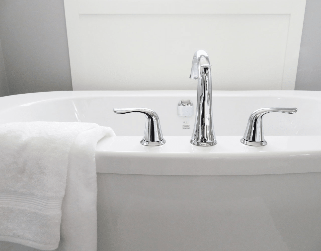 Tips Membersihkan Bathtub