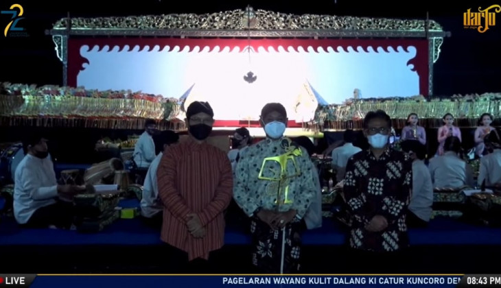 Peringati Dies Natalis Ke-72, UGM Gelar Wayang Kulit