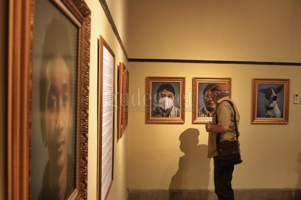 Berjarak, Pameran Fotografi Kisah Dua Jurnalis Foto di Masa Pandemi