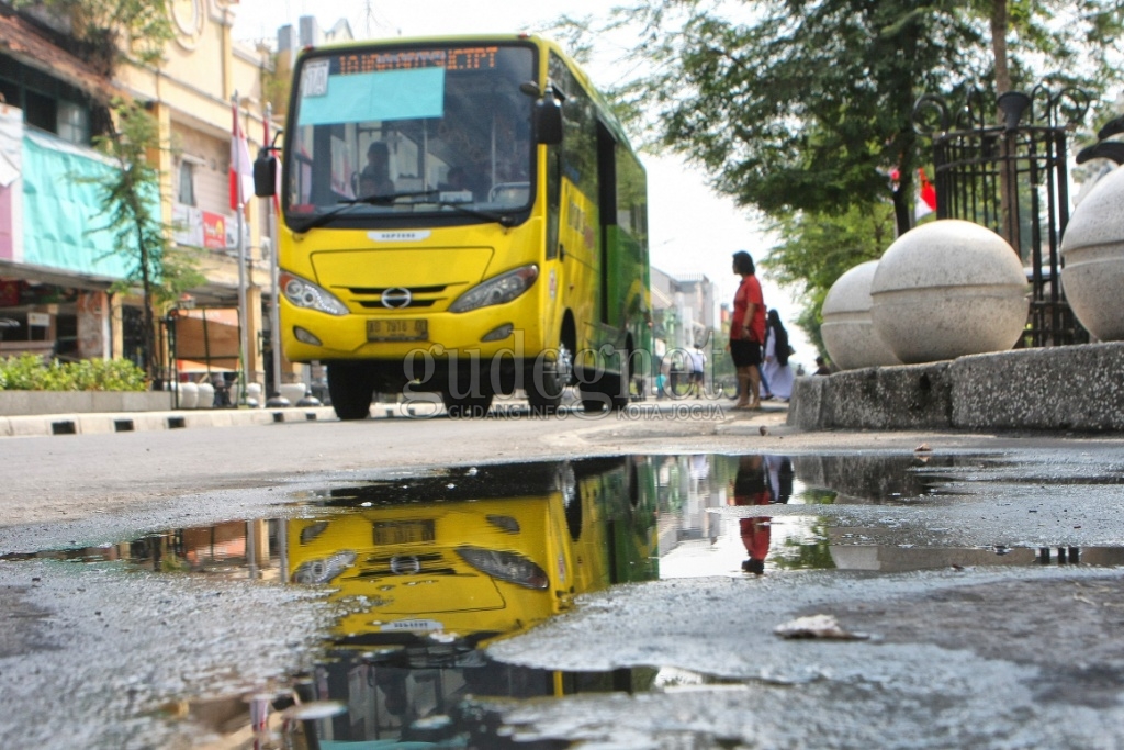 Rute Bus Trans Jogja yang Melintasi Lokasi Wisata di Yogyakarta