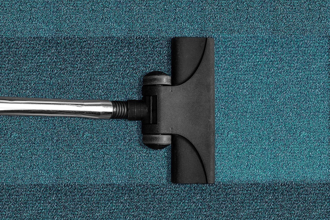 Tips Menghilangkan Bau Tak Sedap pada Karpet