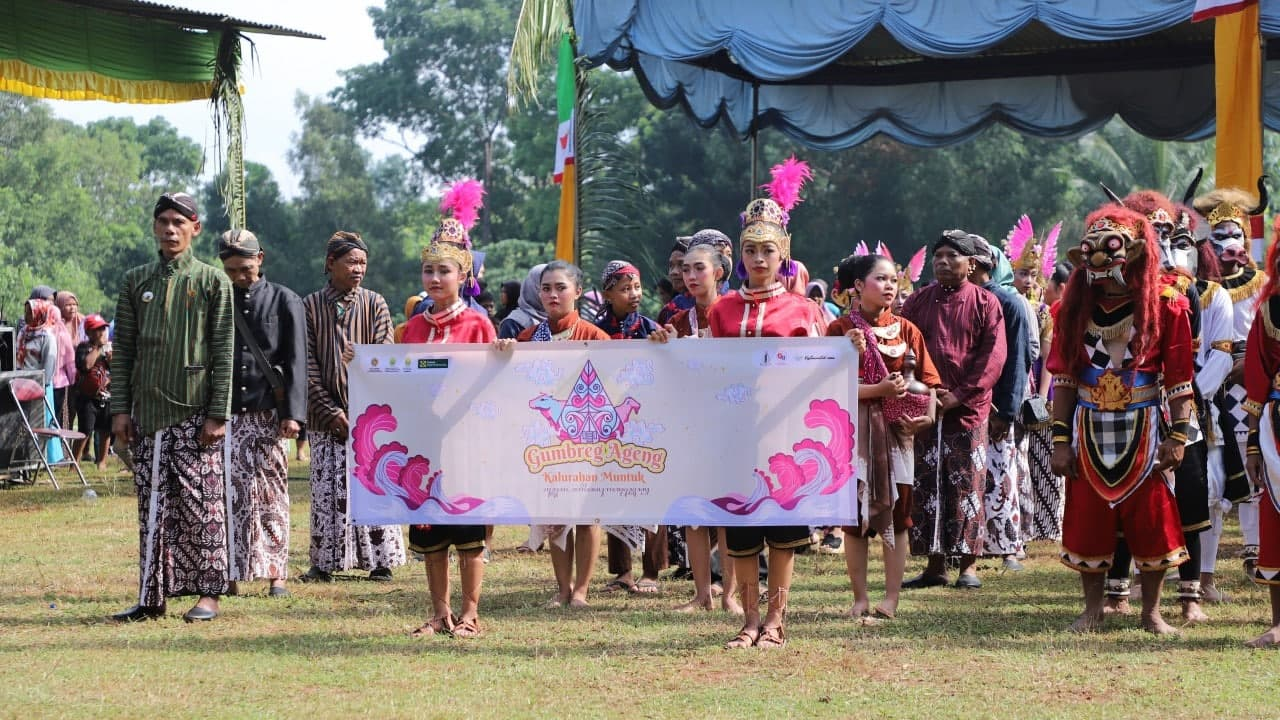 Warga Muntuk, Bantul Gelar 'Gumbreg Ageng'