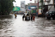 Kolam Dadakan Saat Hujan